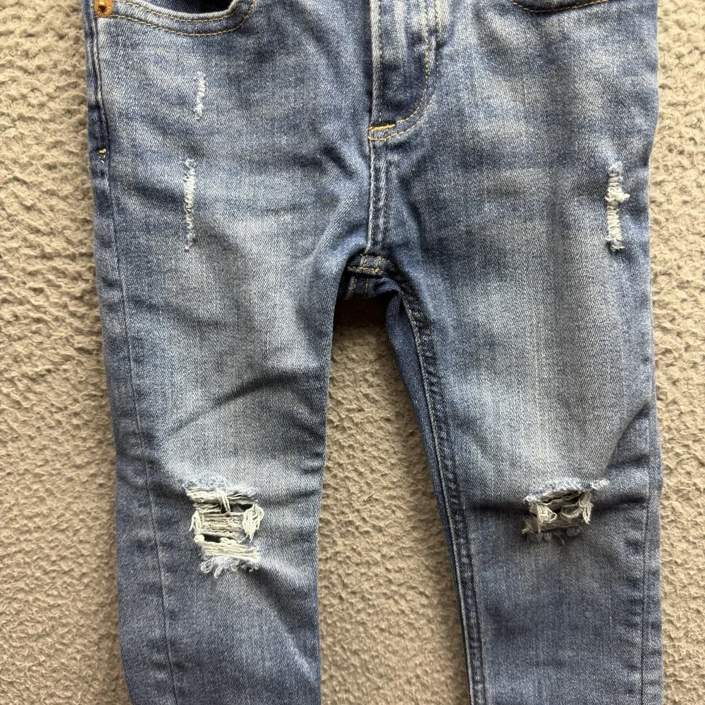 GAP Jeans Toddler Boy Size 3 Years Blue Denim Distressed Skinny Jeans Size 3 YR